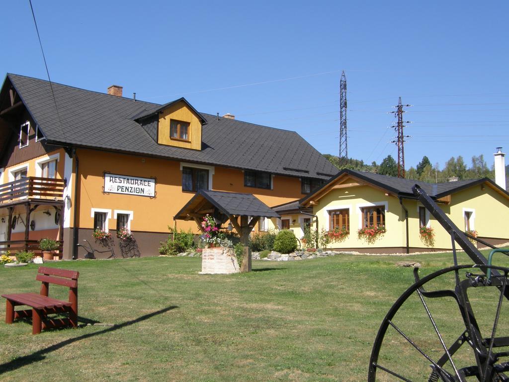 Penzion U Petra Єсеник Екстер'єр фото
